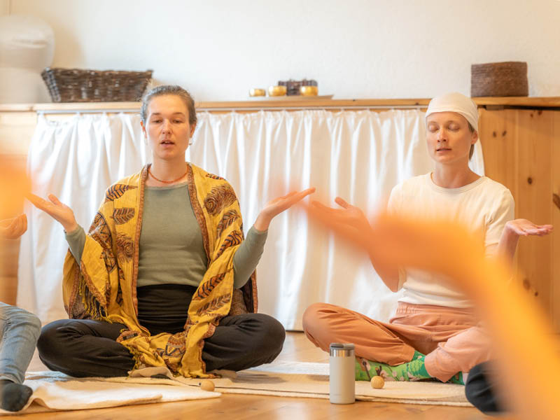 Kirtan_800x600
